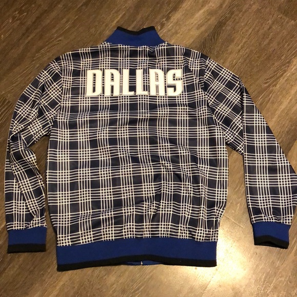 Dallas Mavericks Jacket - Picture 4 of 5
